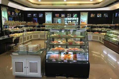 Heidi's Patisserie photo 3